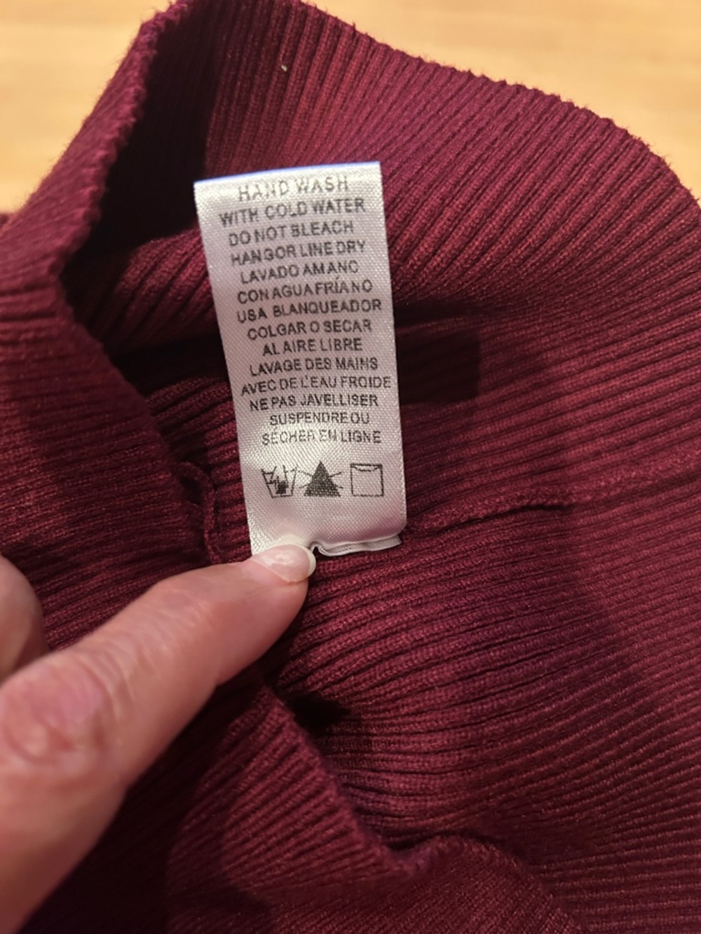 Windsor Maroon Ribbed V-Neck Cropped Sweater - Picture 9 of 9